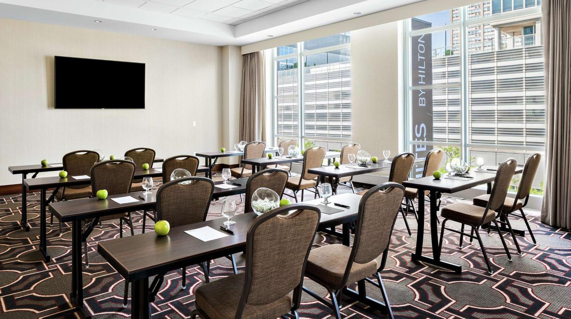 Hampton Inn Chicago Mccormick Place Εξωτερικό φωτογραφία