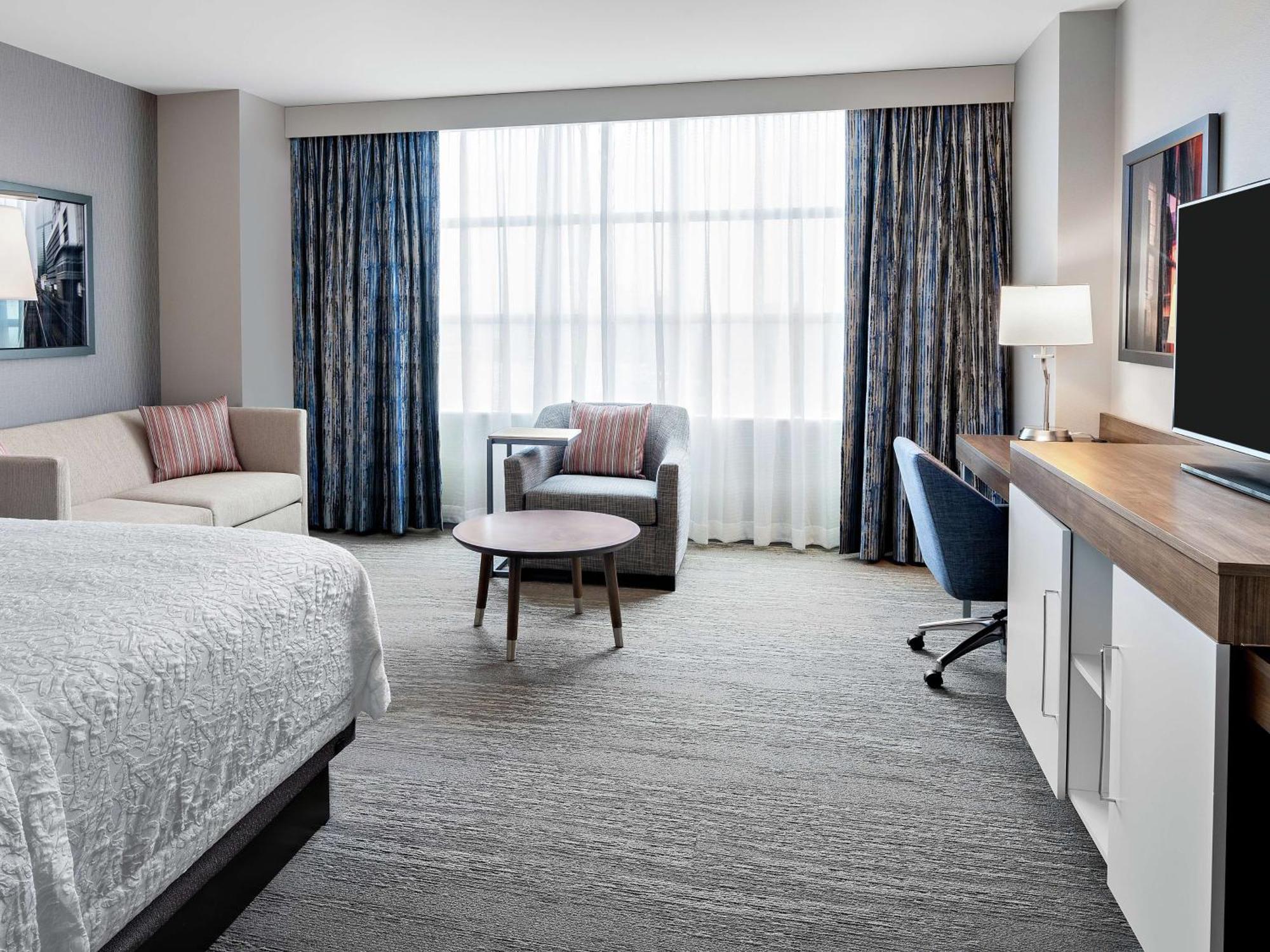 Hampton Inn Chicago Mccormick Place Εξωτερικό φωτογραφία